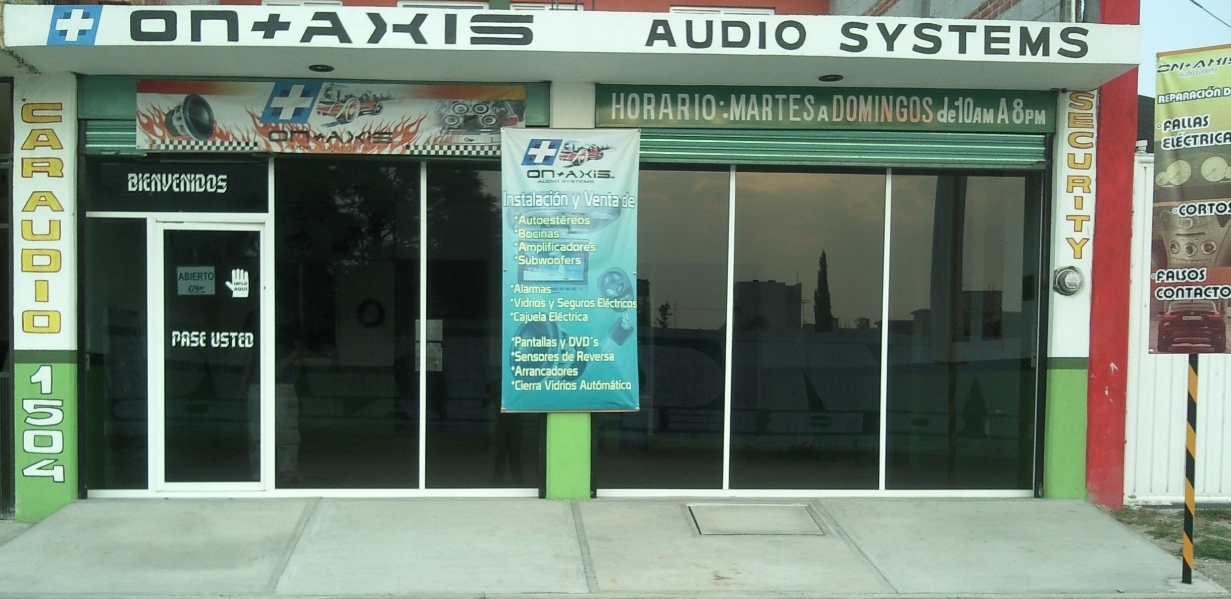 On Axis Instalación de Equipos de Car Audio, Comfort y Seguridad